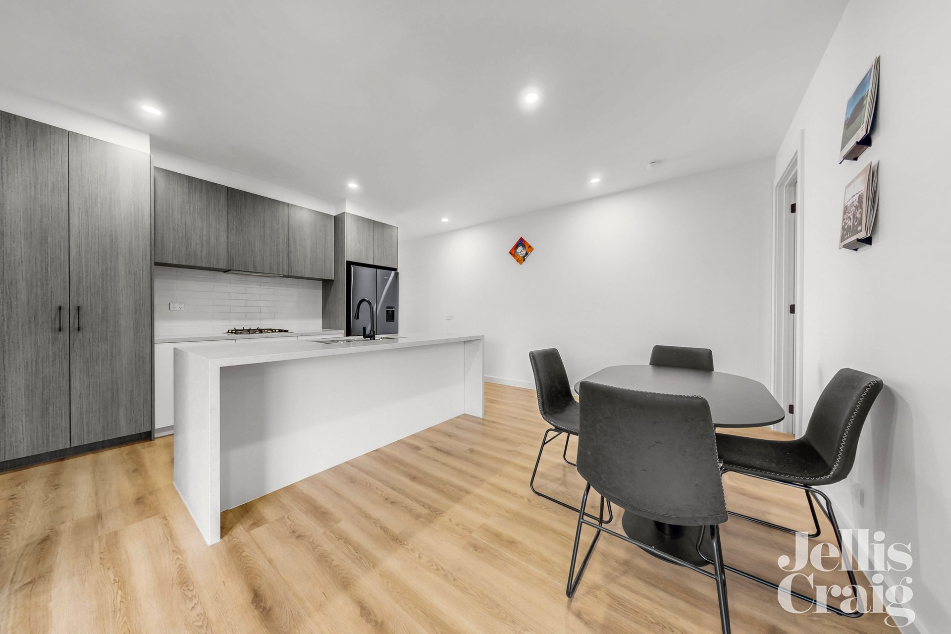 3/24 Sutherland Street, Hadfield image 2