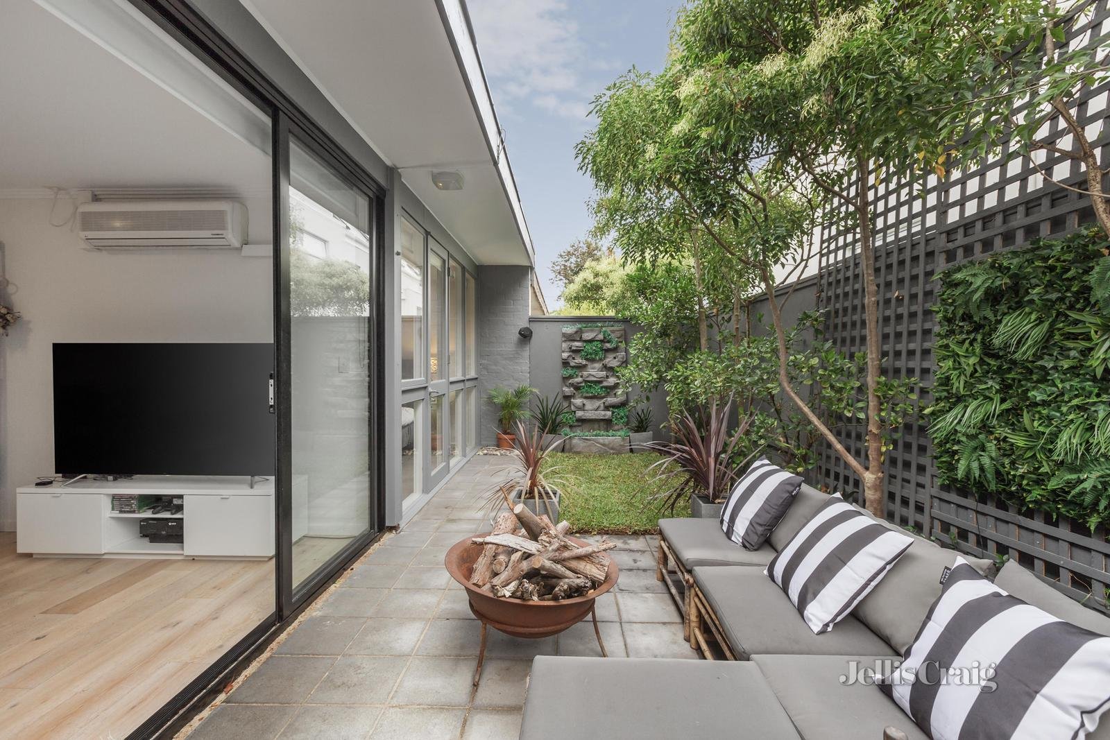 3/24 Wattle Road, Hawthorn image 2