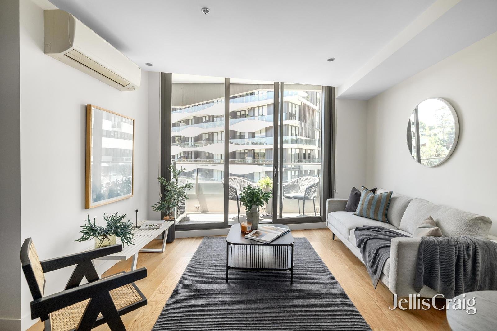 324/1 Acacia Place, Abbotsford image 1