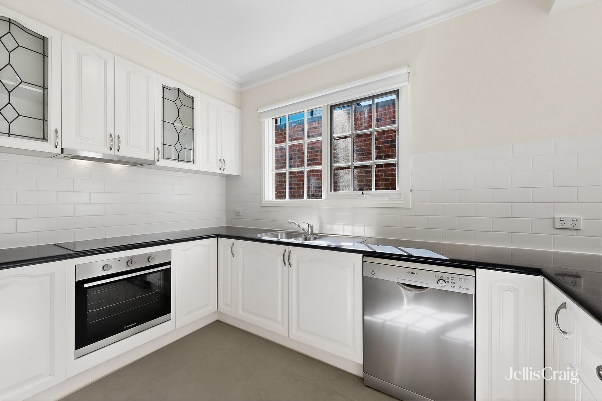 3/241 Mont Albert Road, Surrey&nbsp;Hills image 3