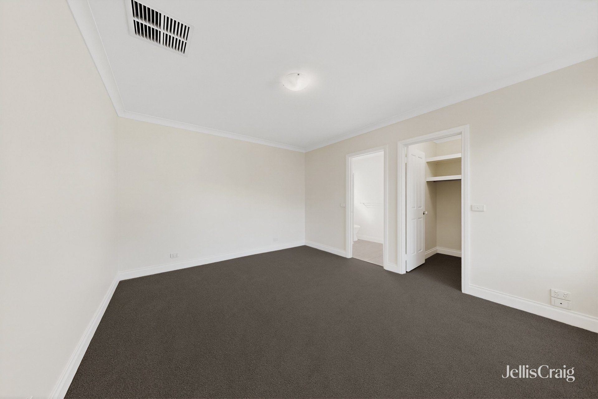3/241 Mont Albert Road, Surrey&nbsp;Hills image 6