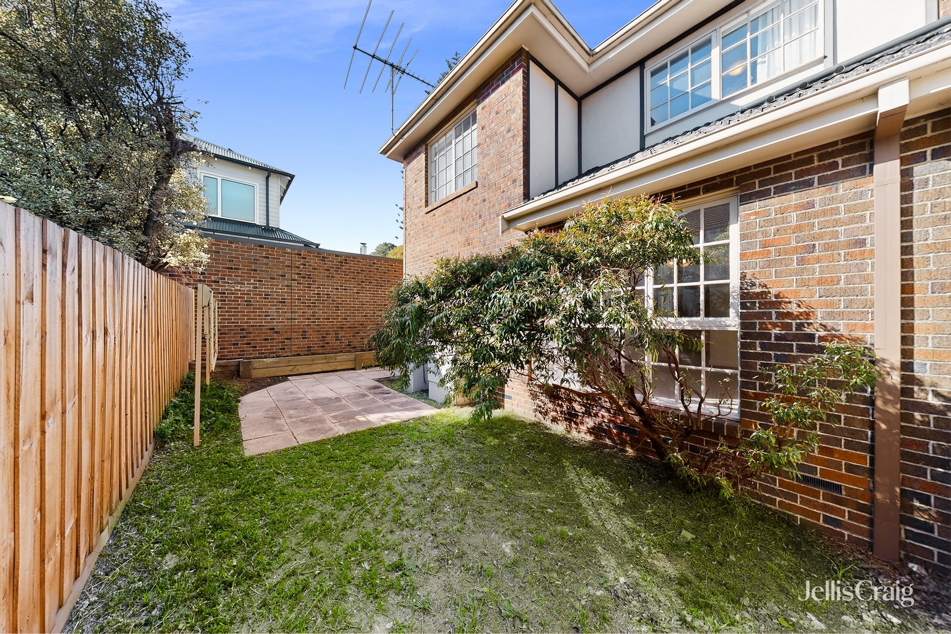 3/241 Mont Albert Road, Surrey&nbsp;Hills image 9