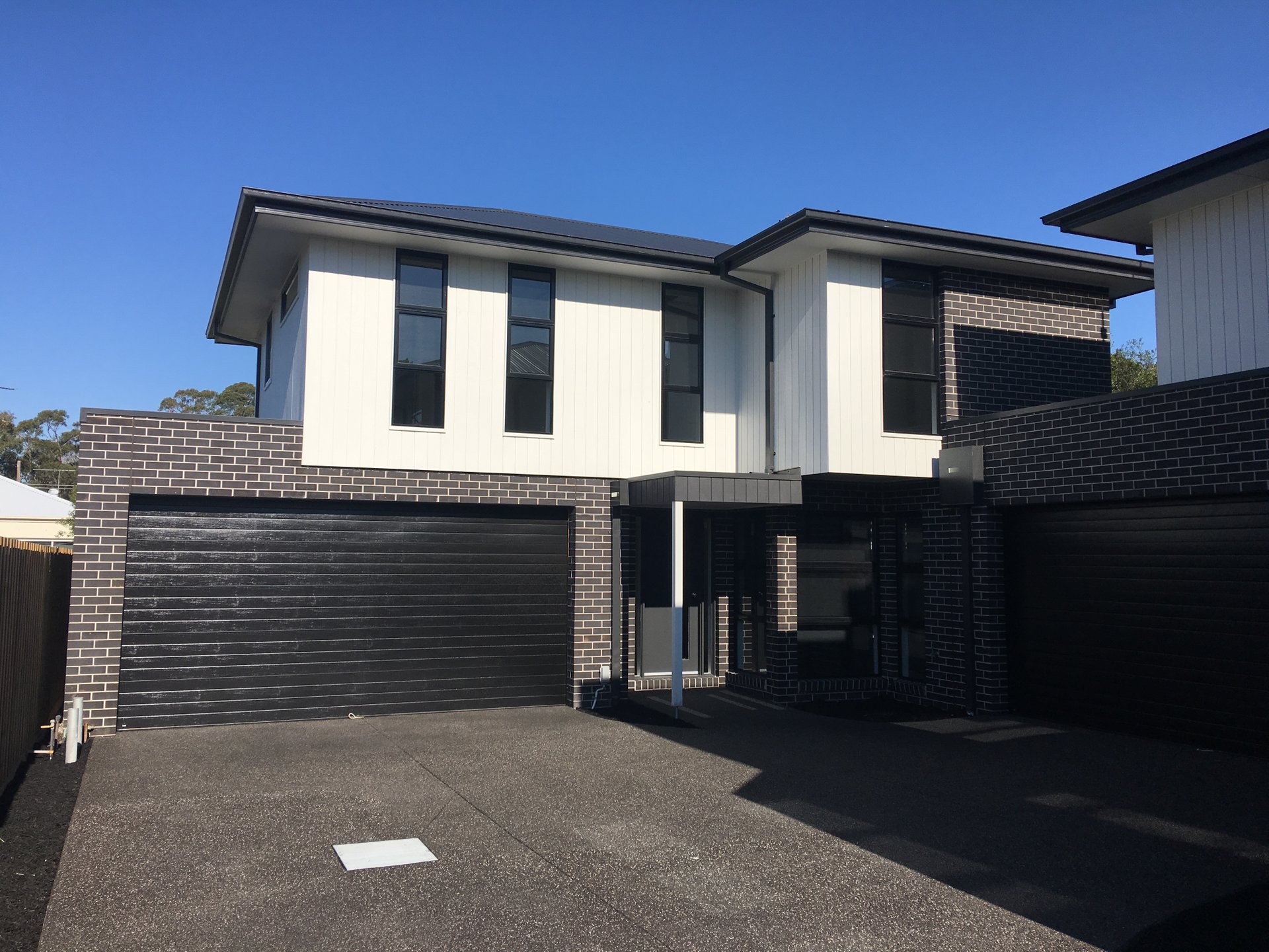 3/241 Roslyn Road, Highton image 1