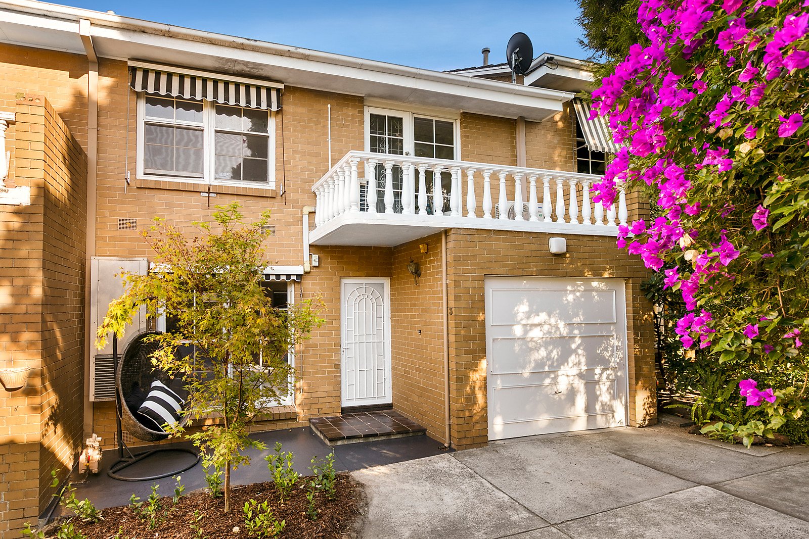 3/242 Woodland Street, Strathmore VIC 3041