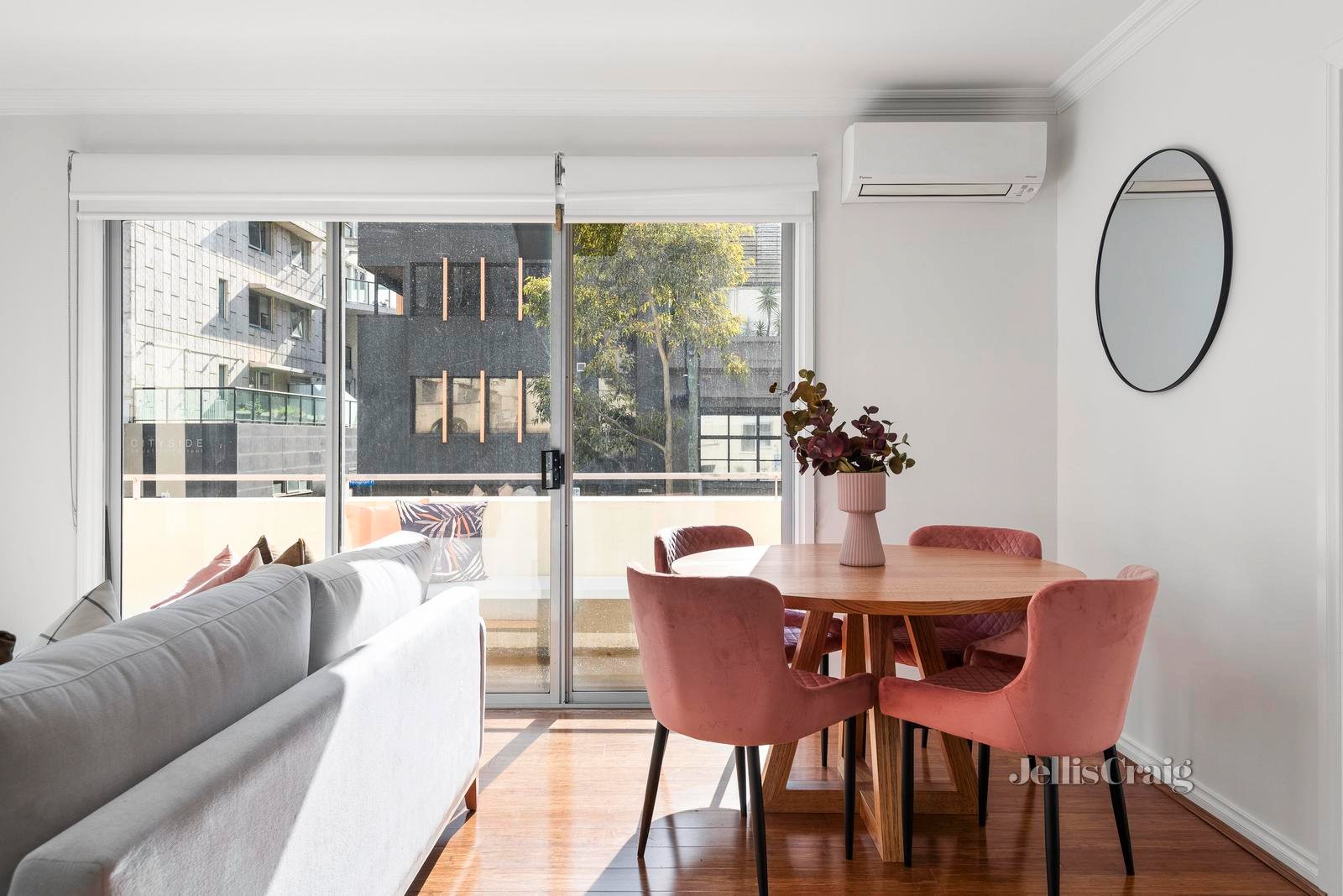 32/43-51 Jeffcott Street, West Melbourne image 3