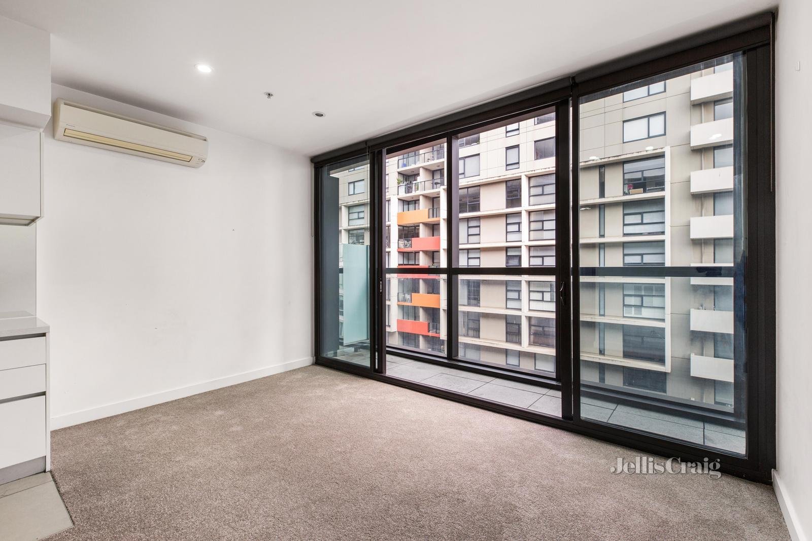 324/35 Malcolm Street, South&nbsp;Yarra image 3