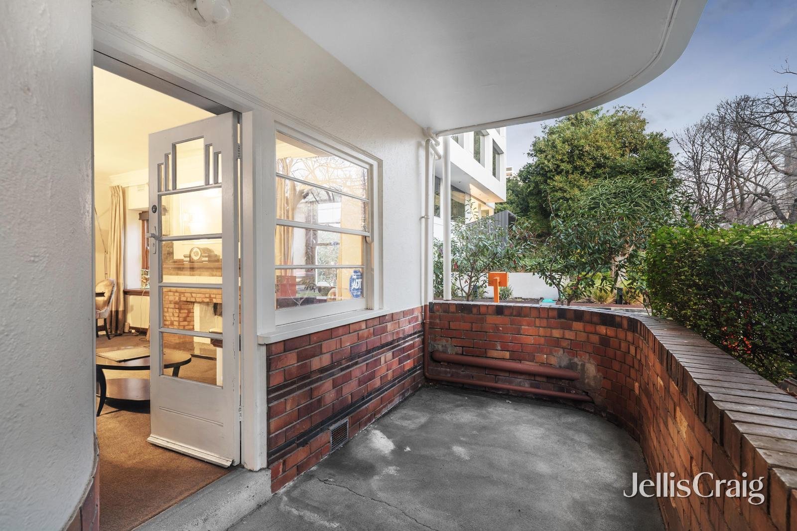 32/449-453 St Kilda Road, Melbourne image 8