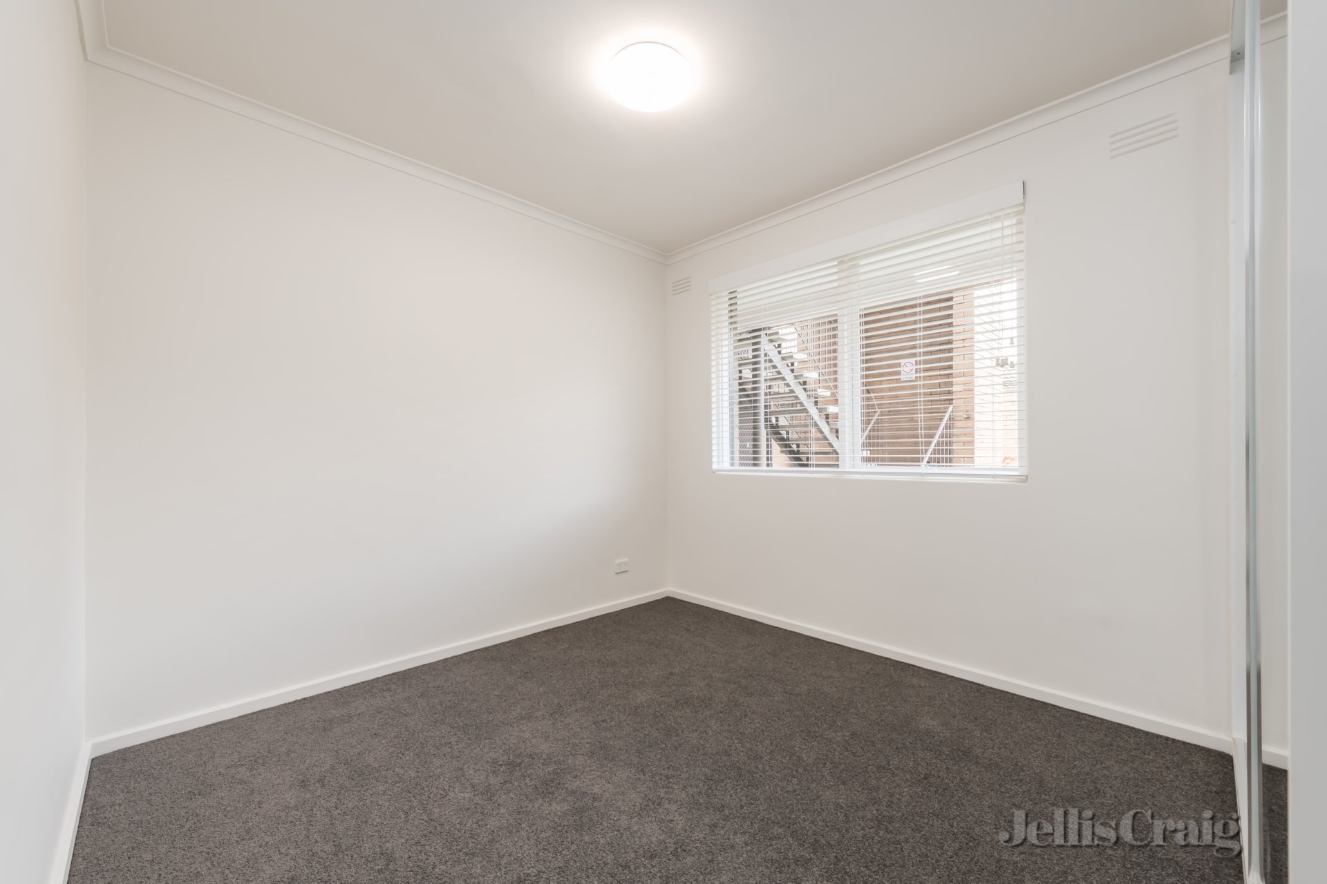 3/248 Moreland Road, Brunswick image 4