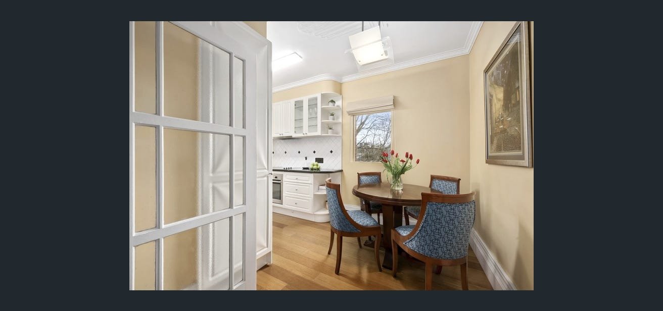 3/25 Adams Street, South Yarra image 4