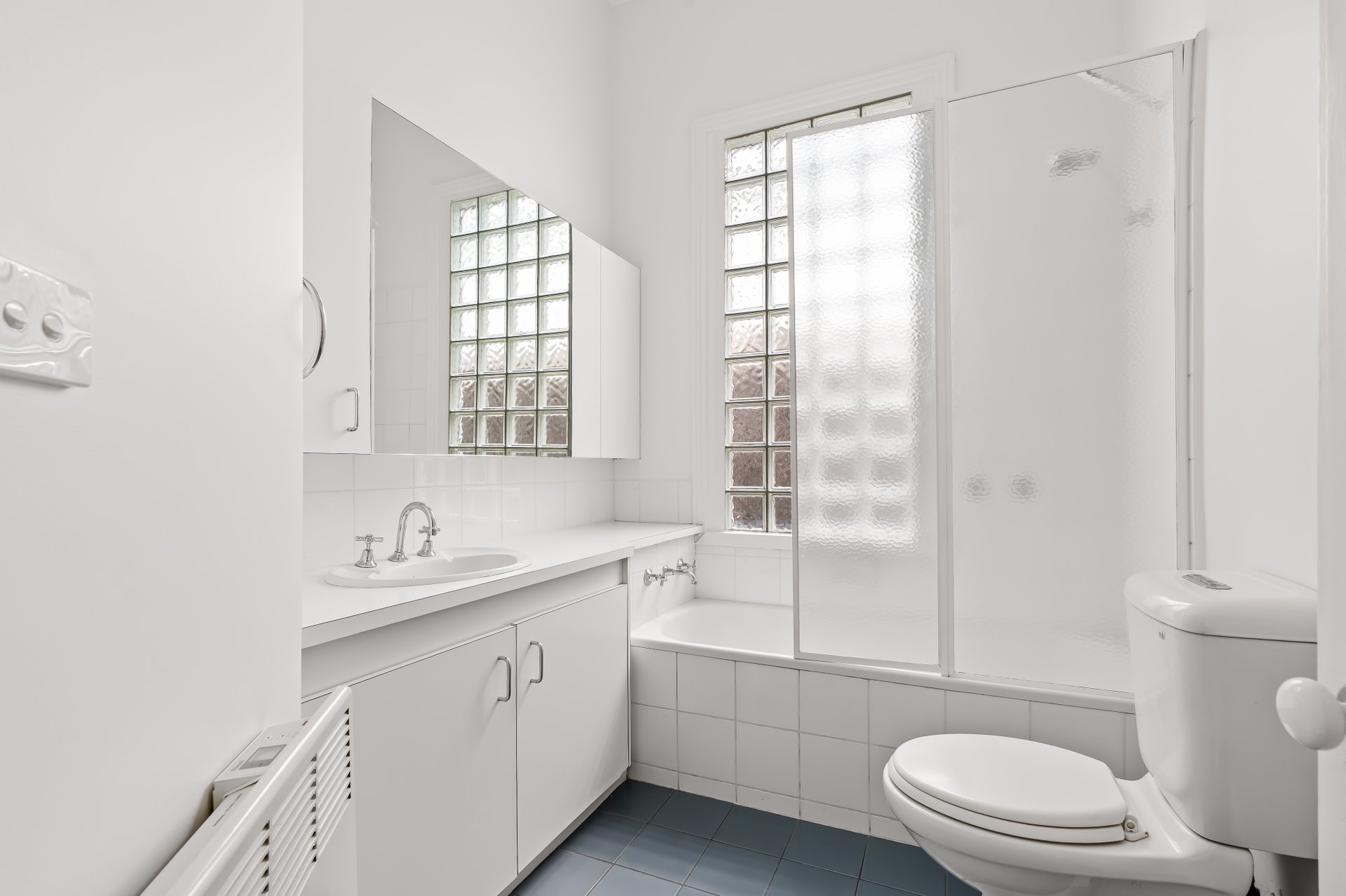 325 Esplanade East, Port Melbourne image 6