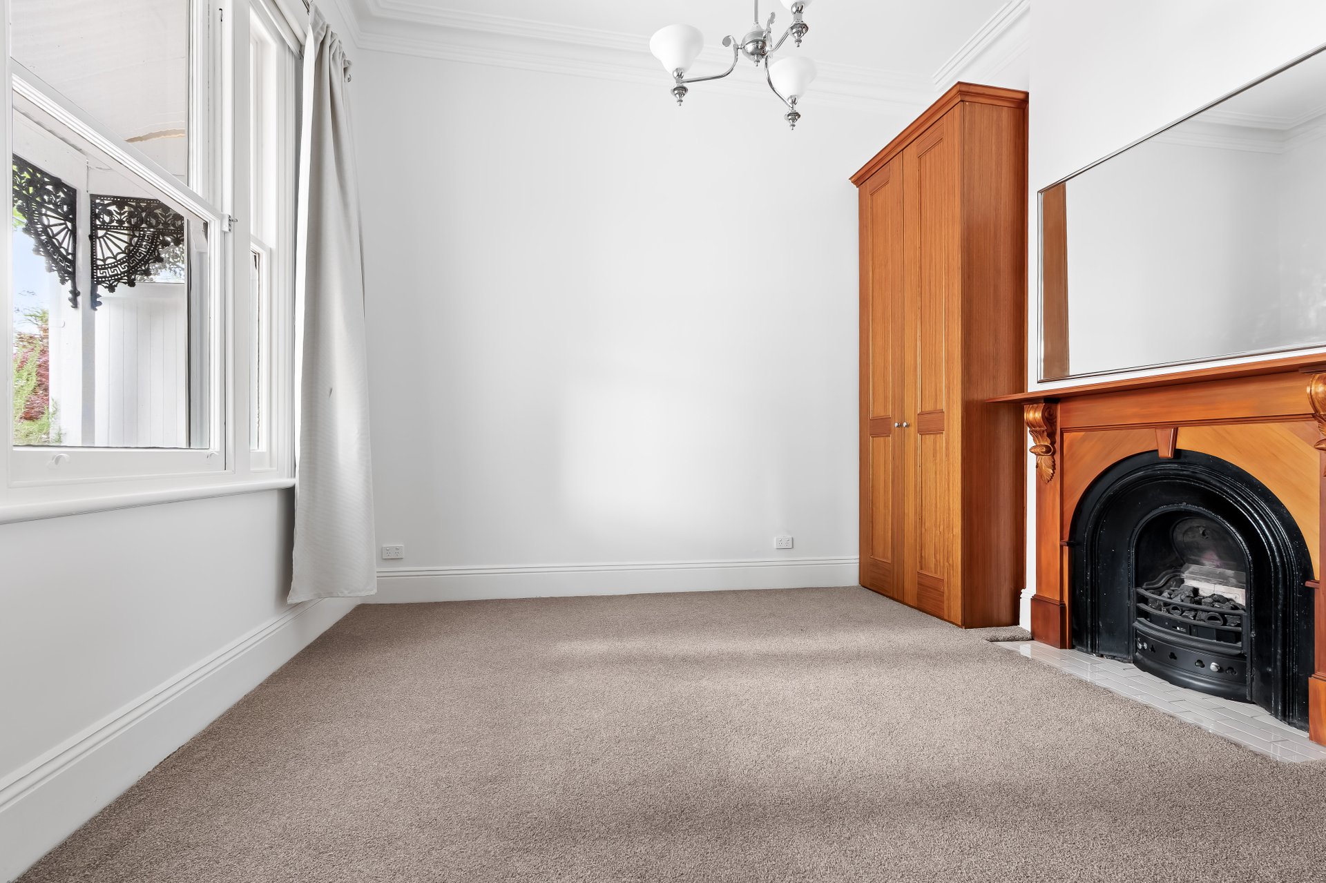 325 Esplanade East, Port Melbourne image 3