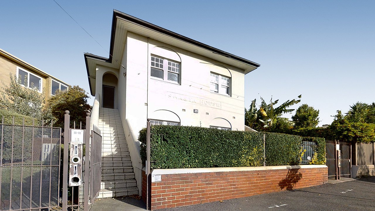 3/25 Mitchell Street, St Kilda image 1