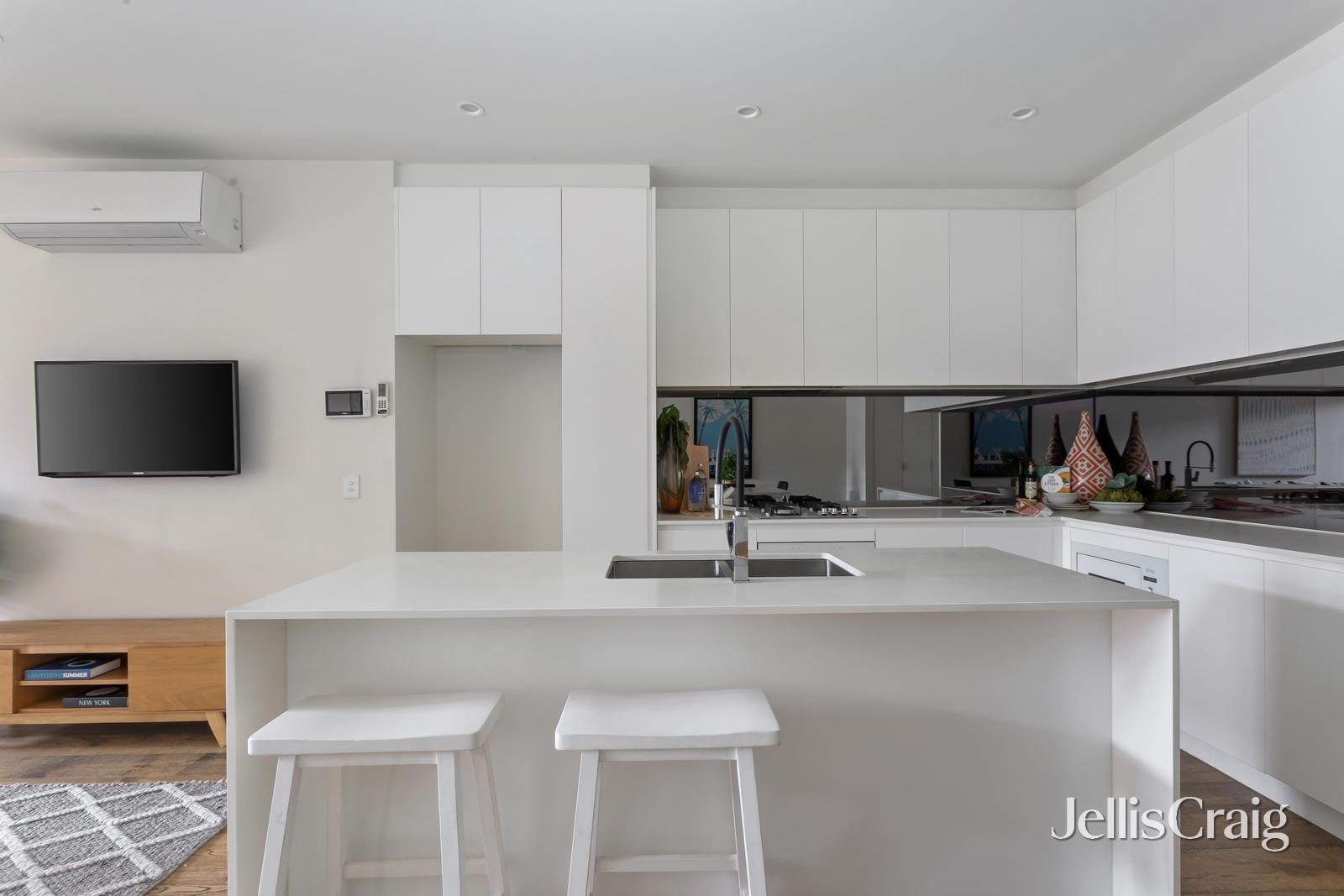 3/25 Nicholson Street, Bentleigh image 3