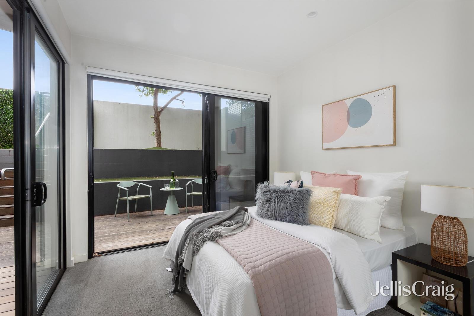 3/25 Nicholson Street, Bentleigh image 5