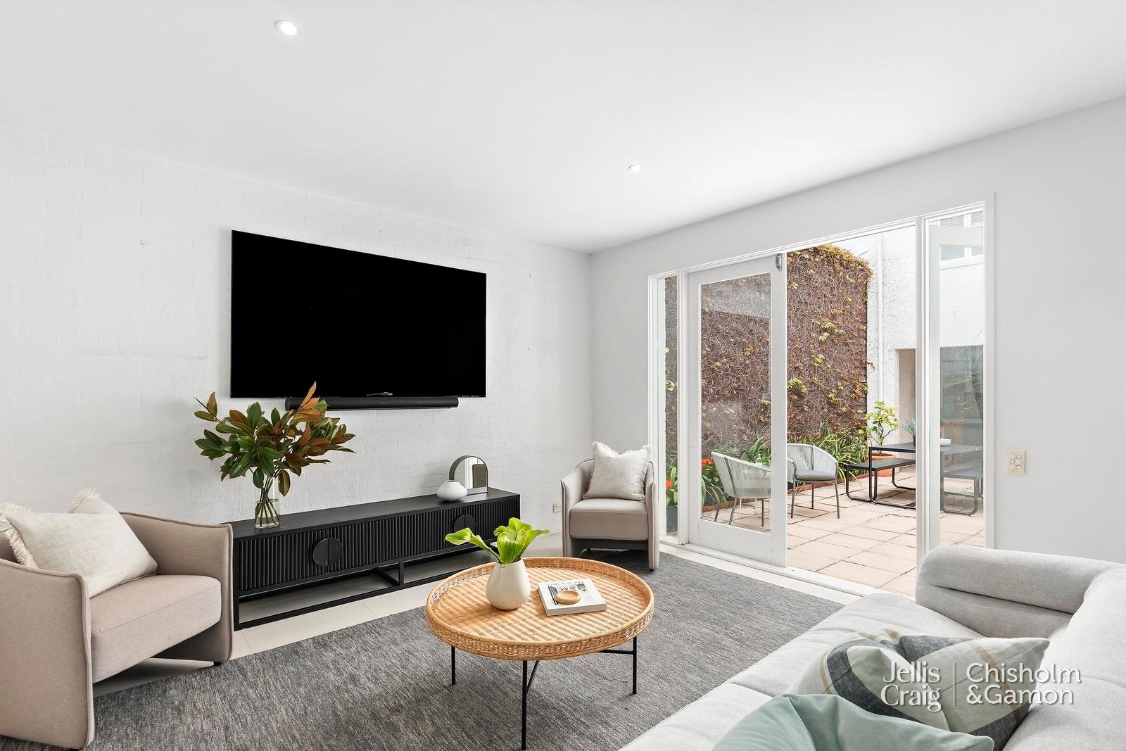325 Princes Street, Port Melbourne image 2