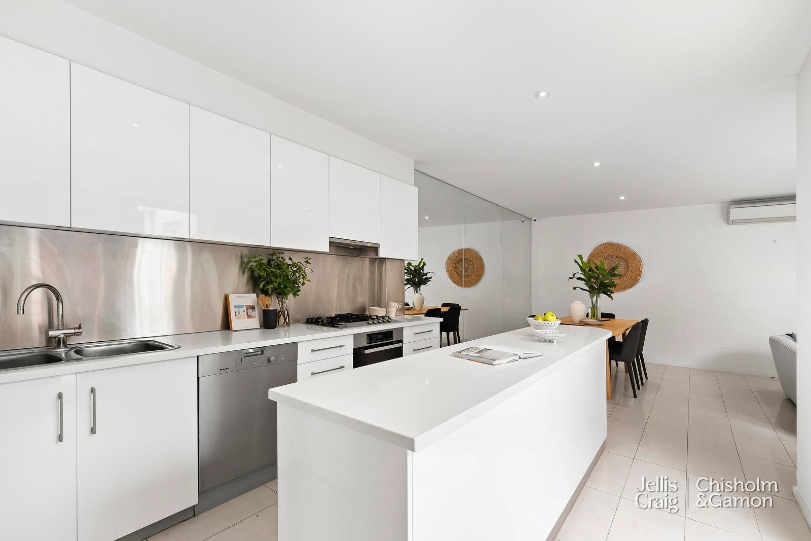 325 Princes Street, Port Melbourne image 4