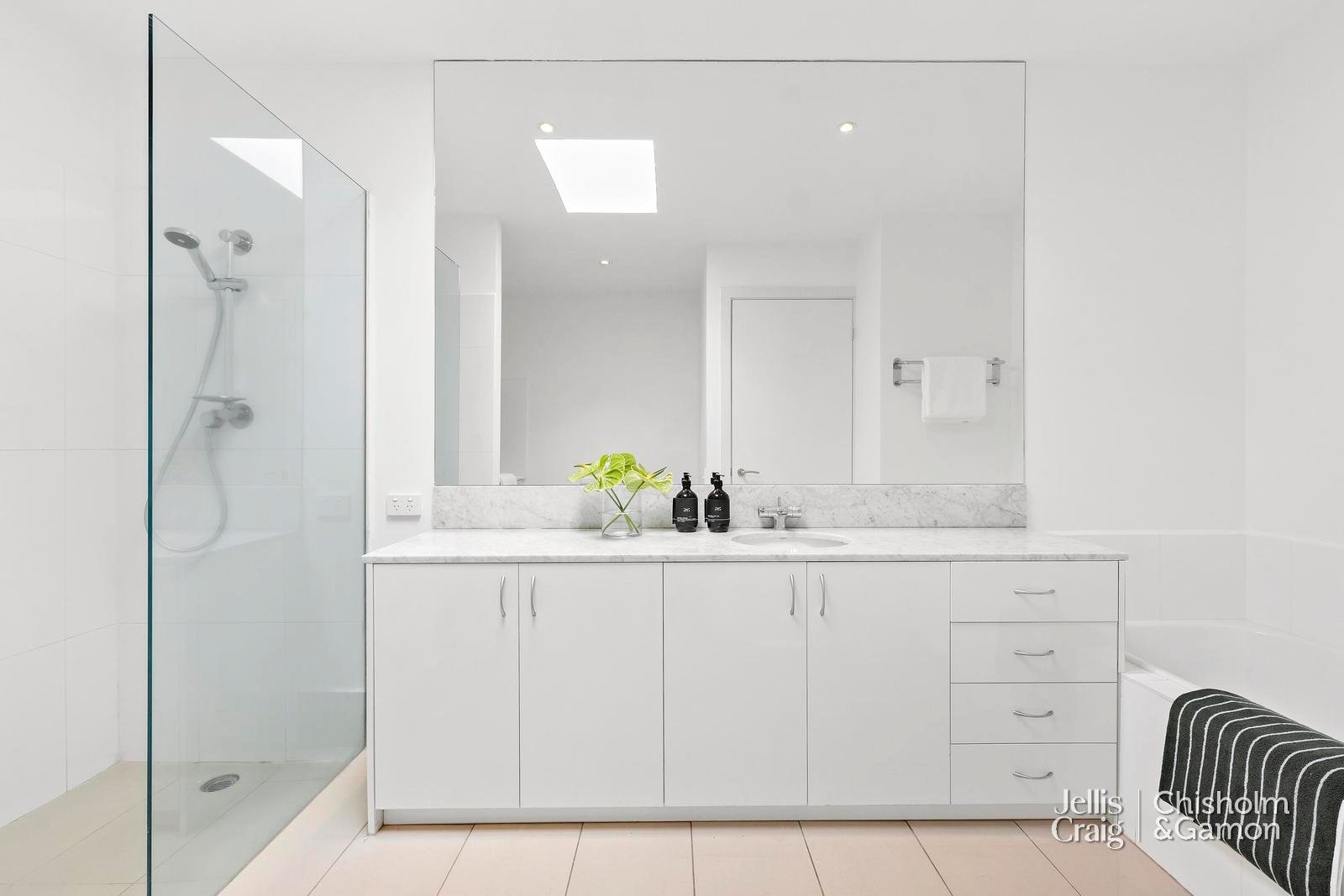 325 Princes Street, Port Melbourne image 10