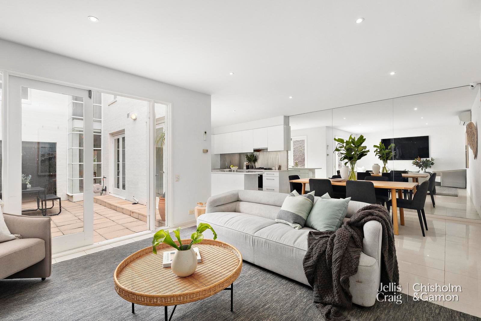 325 Princes Street, Port Melbourne image 13