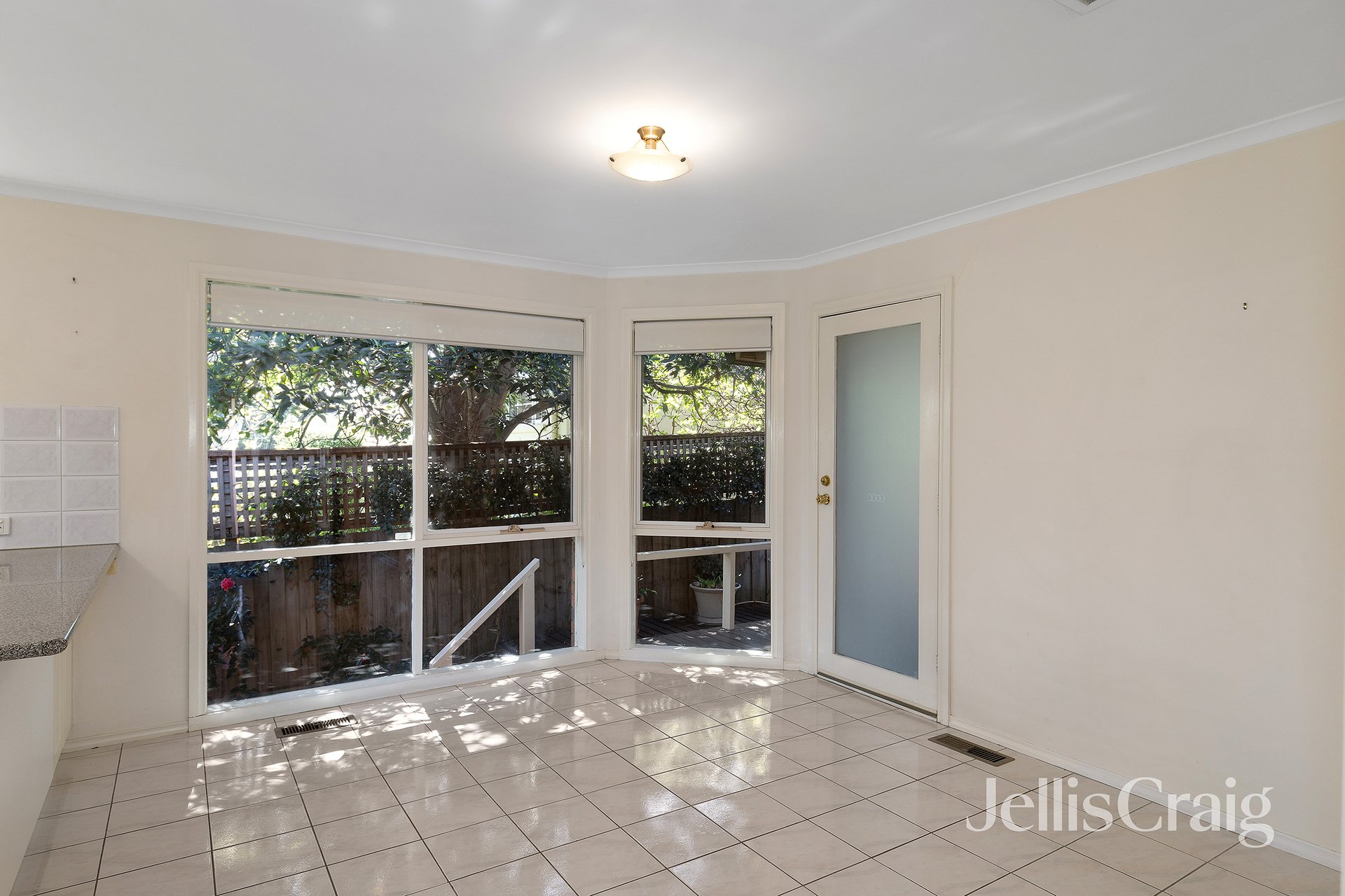 3/25 Pyalong Avenue, Rosanna image 4