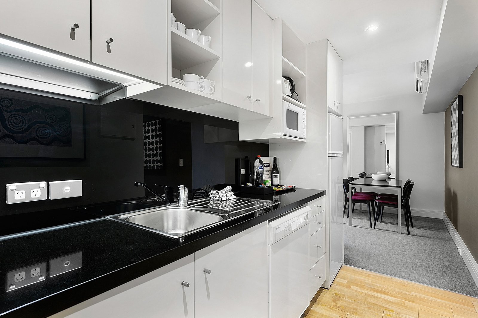 Property Gallery Thumbnail 3