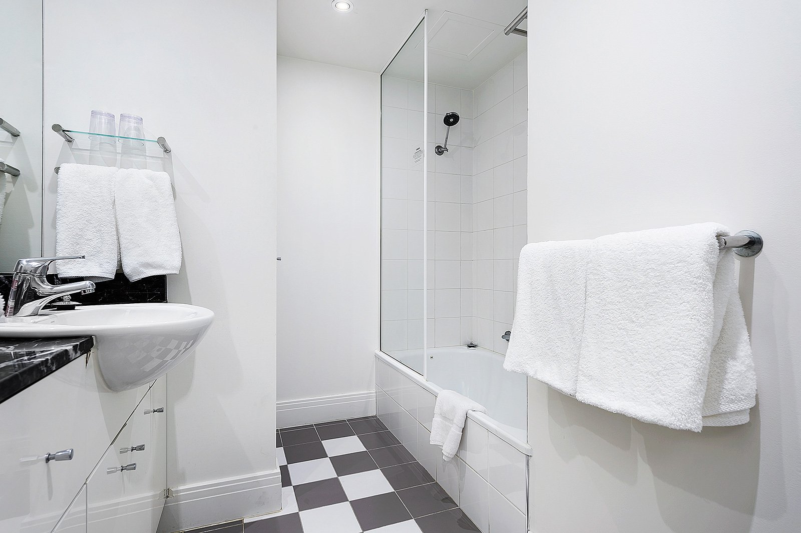 Property Gallery Thumbnail 4