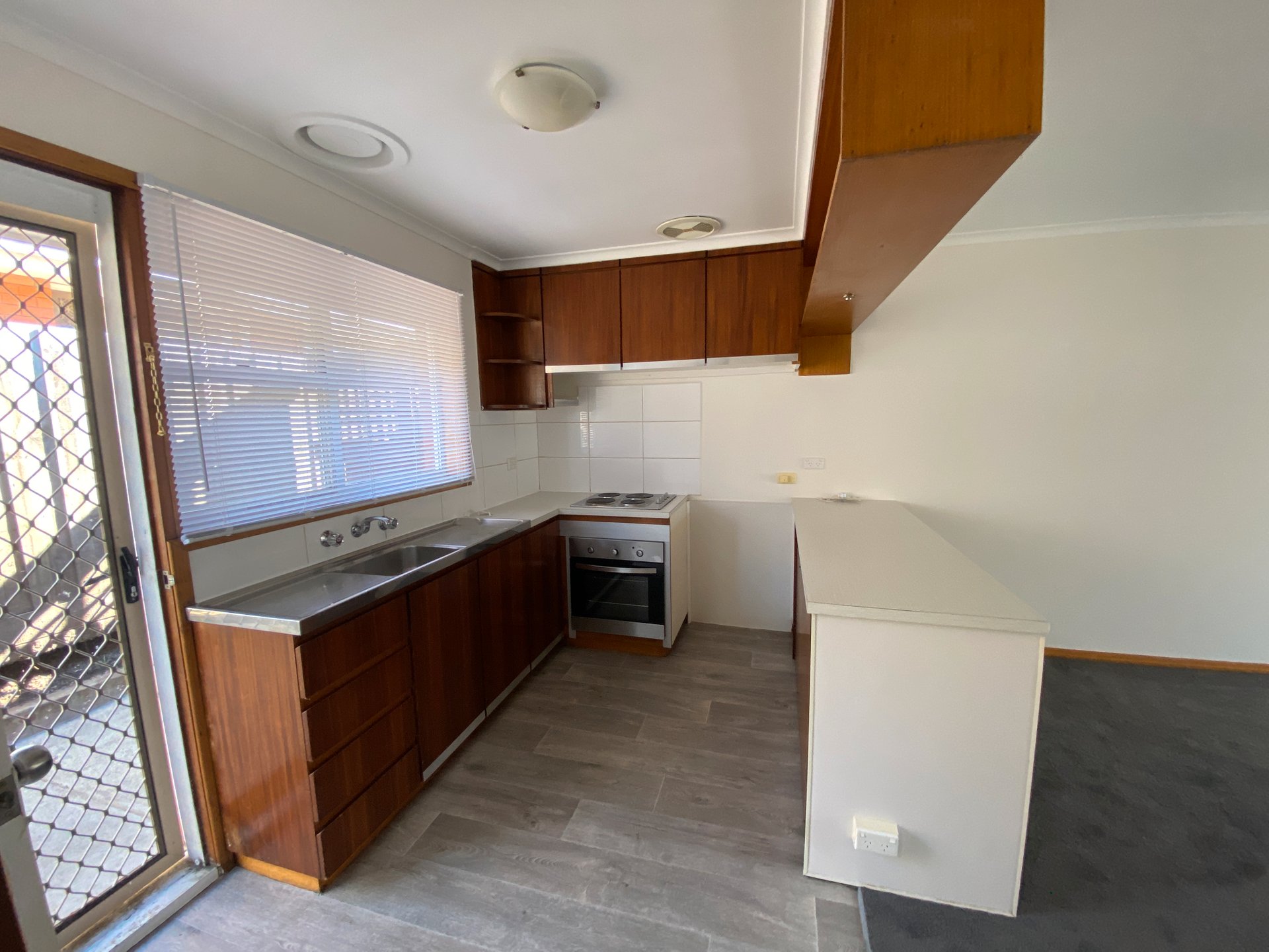 3/253 Church Street Street, Herne Hill image 2