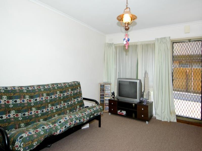 3/255 Church Street, Herne Hill image 2