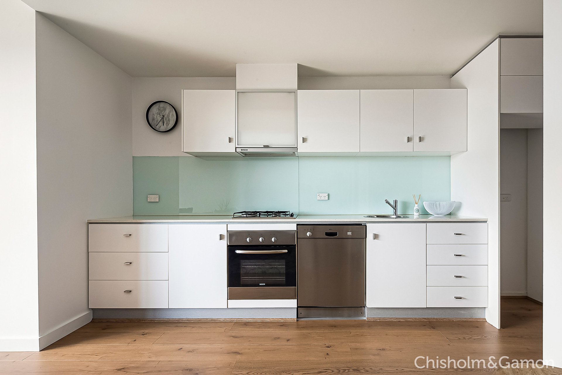 32/568 New Street, Brighton image 4