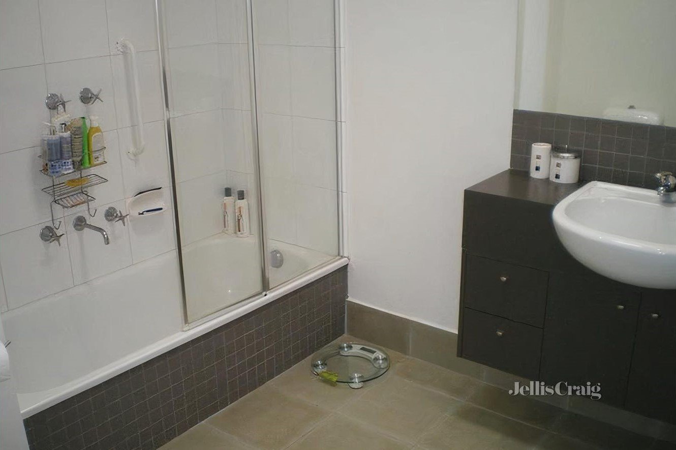 325A Koornang Road, Carnegie image 4