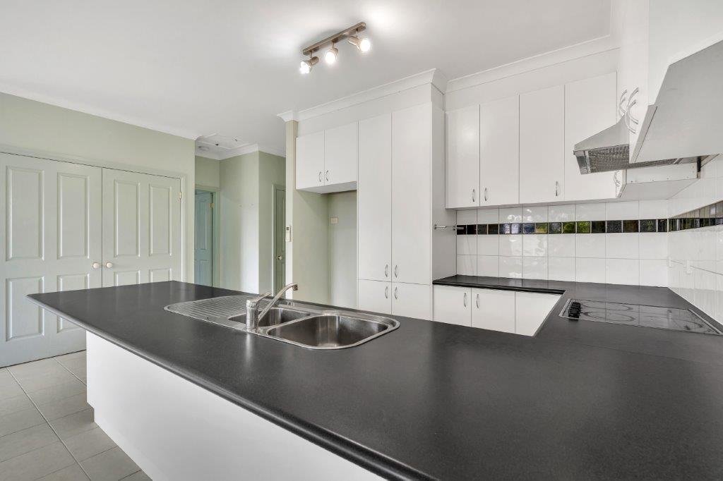 Property Gallery Thumbnail 2