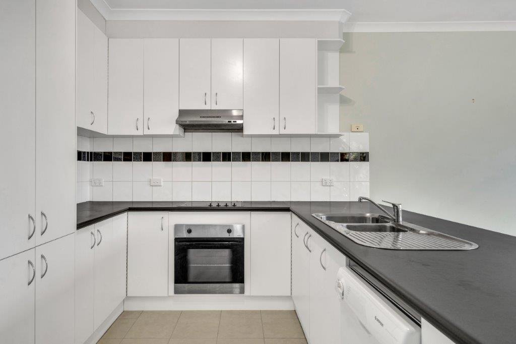 Property Gallery Thumbnail 3