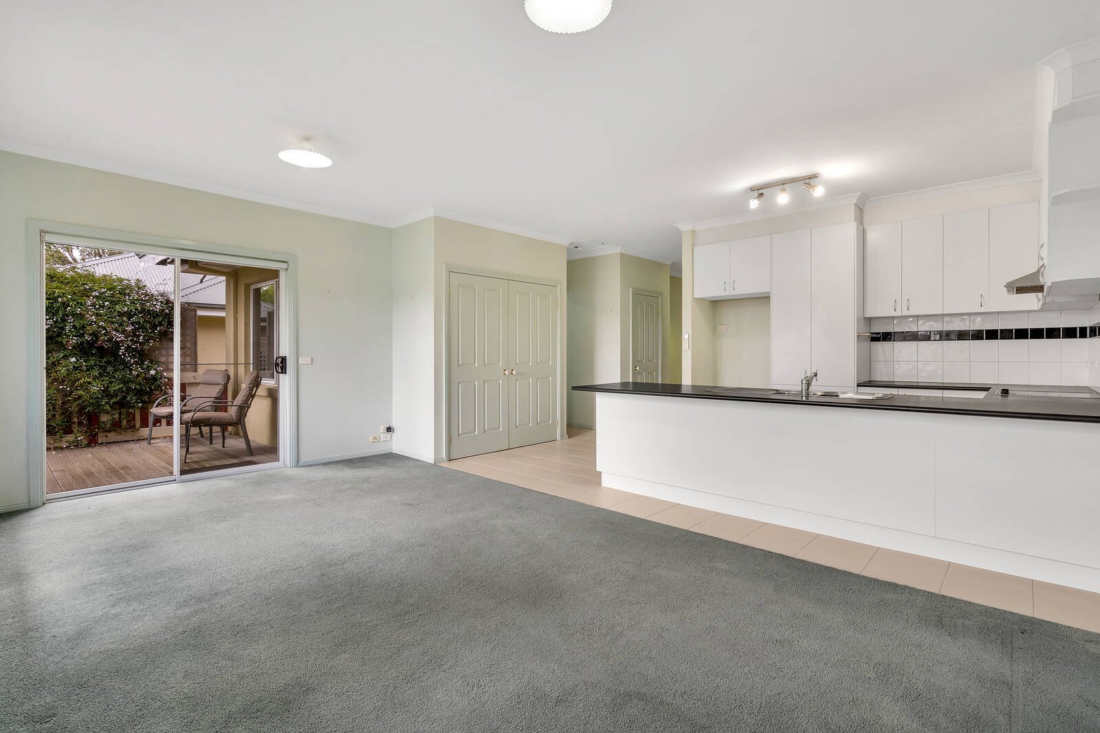 Property Gallery Thumbnail 5