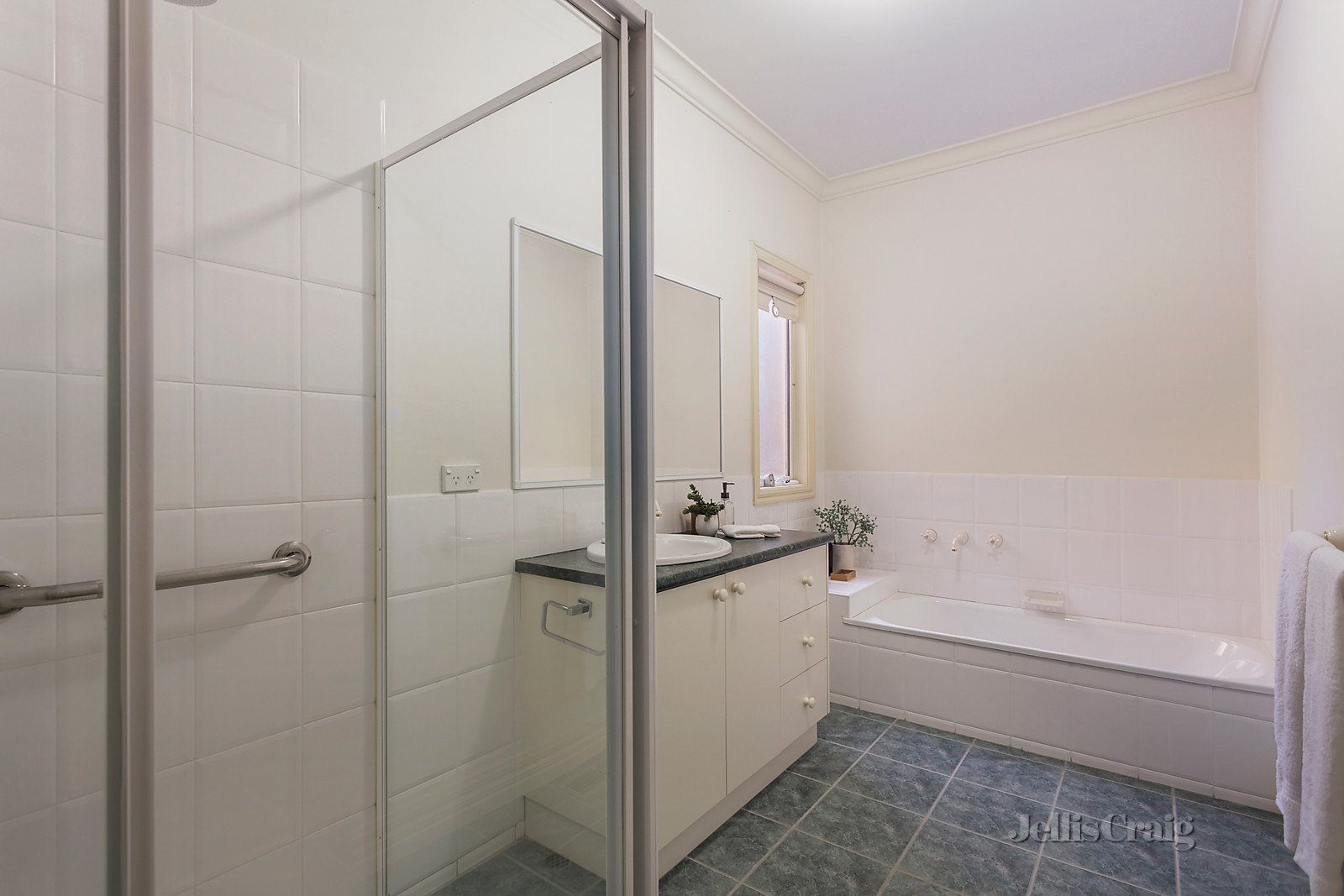 3/26 Graeme Avenue, Montmorency image 8