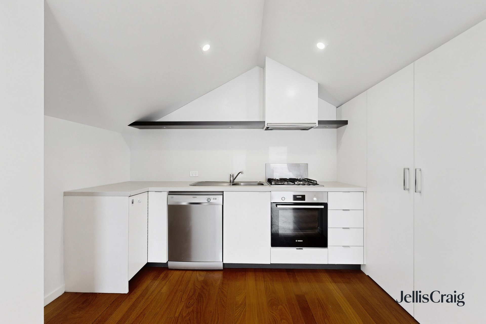 3/260 Barkly Street, St&nbsp;Kilda image 2