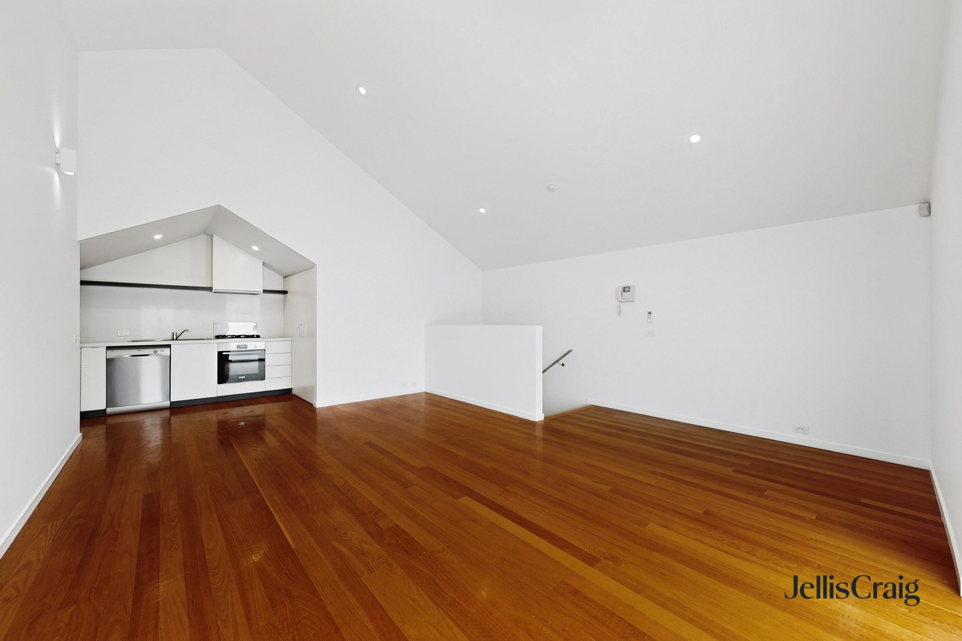3/260 Barkly Street, St&nbsp;Kilda image 4