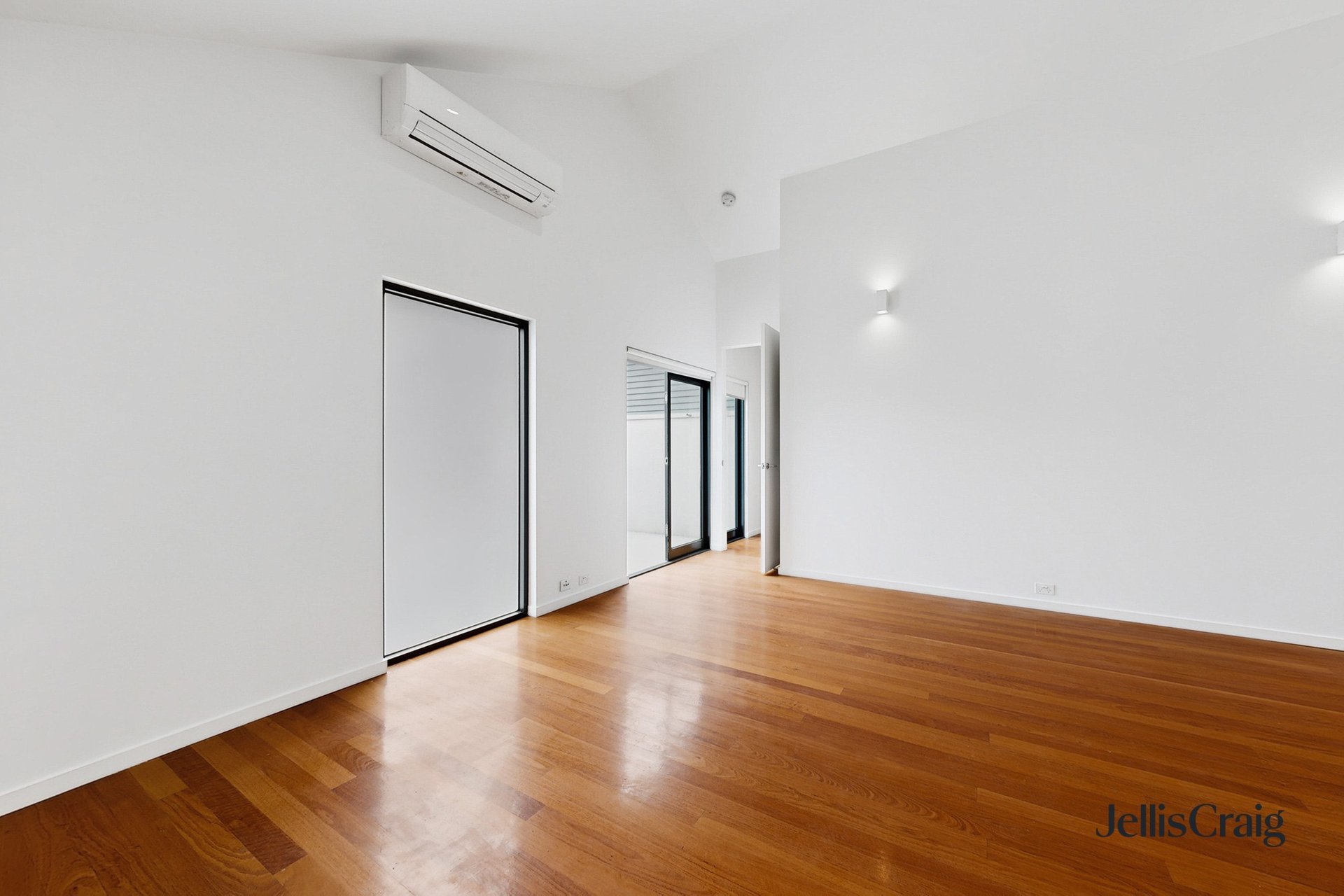 3/260 Barkly Street, St&nbsp;Kilda image 11