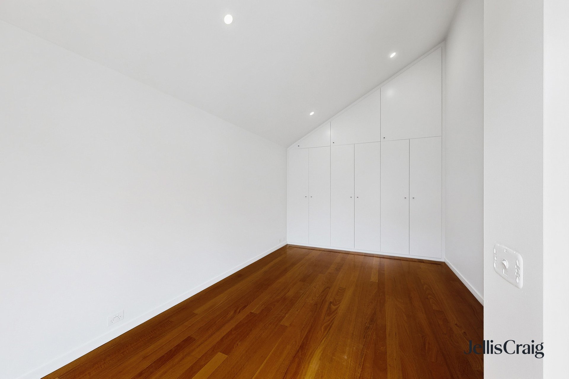 3/260 Barkly Street, St&nbsp;Kilda image 12