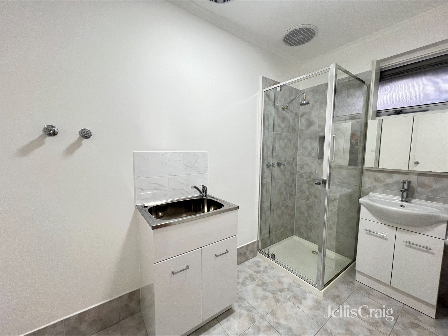 3/262 Albion Street, Brunswick West image 5