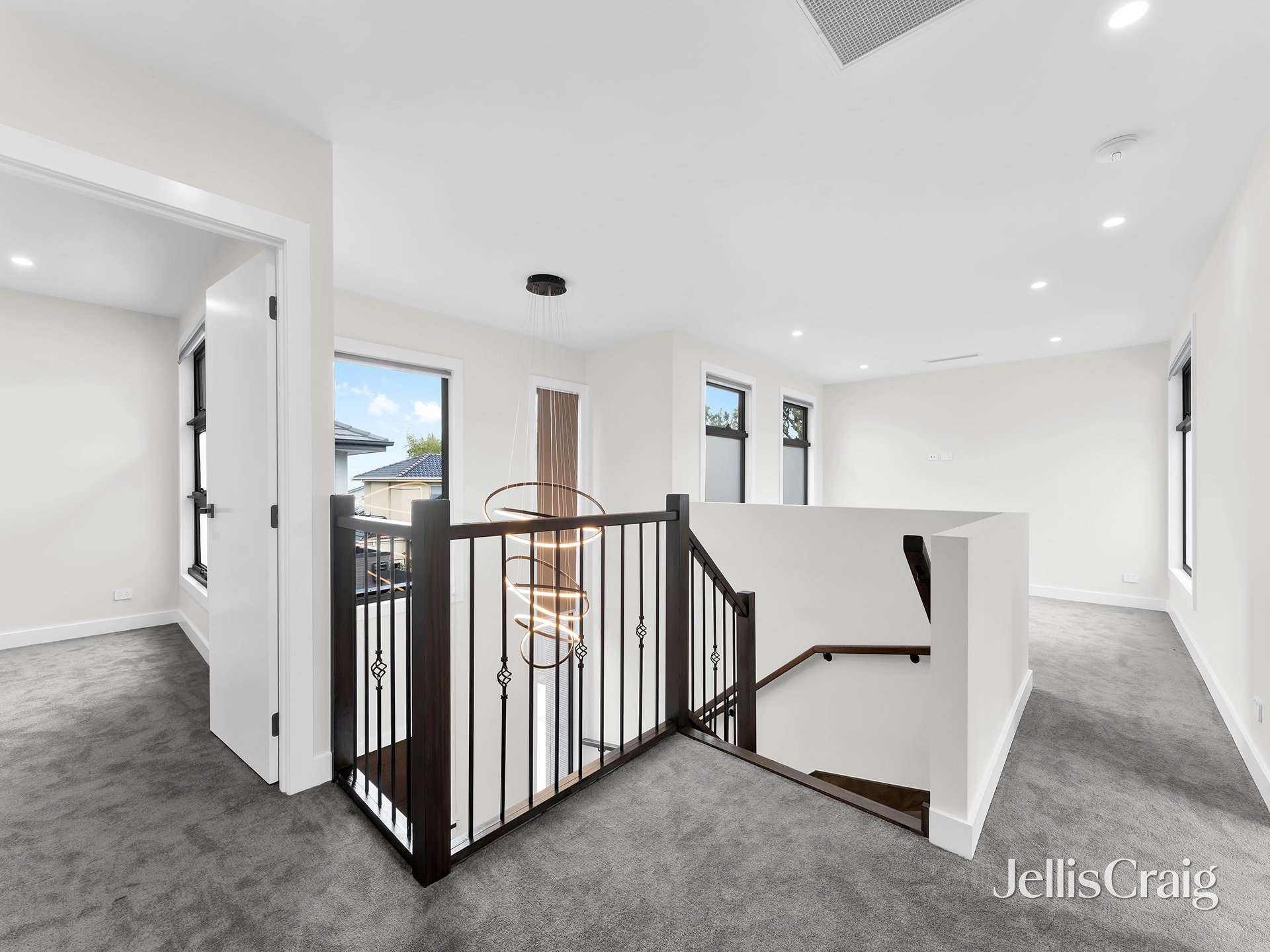3/27 Adelaide Avenue, Mount&nbsp;Waverley image 4