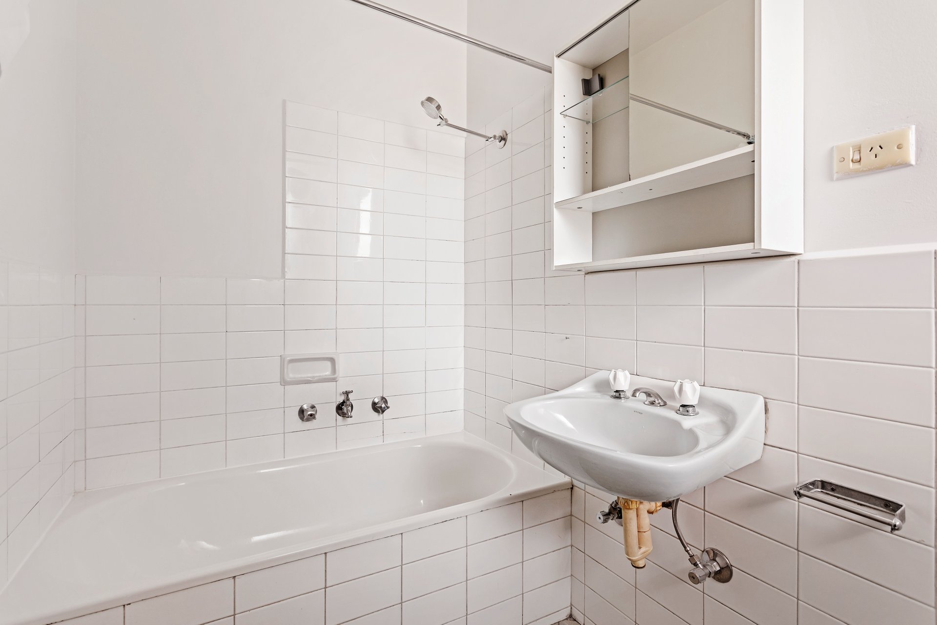 Property Gallery Thumbnail 6