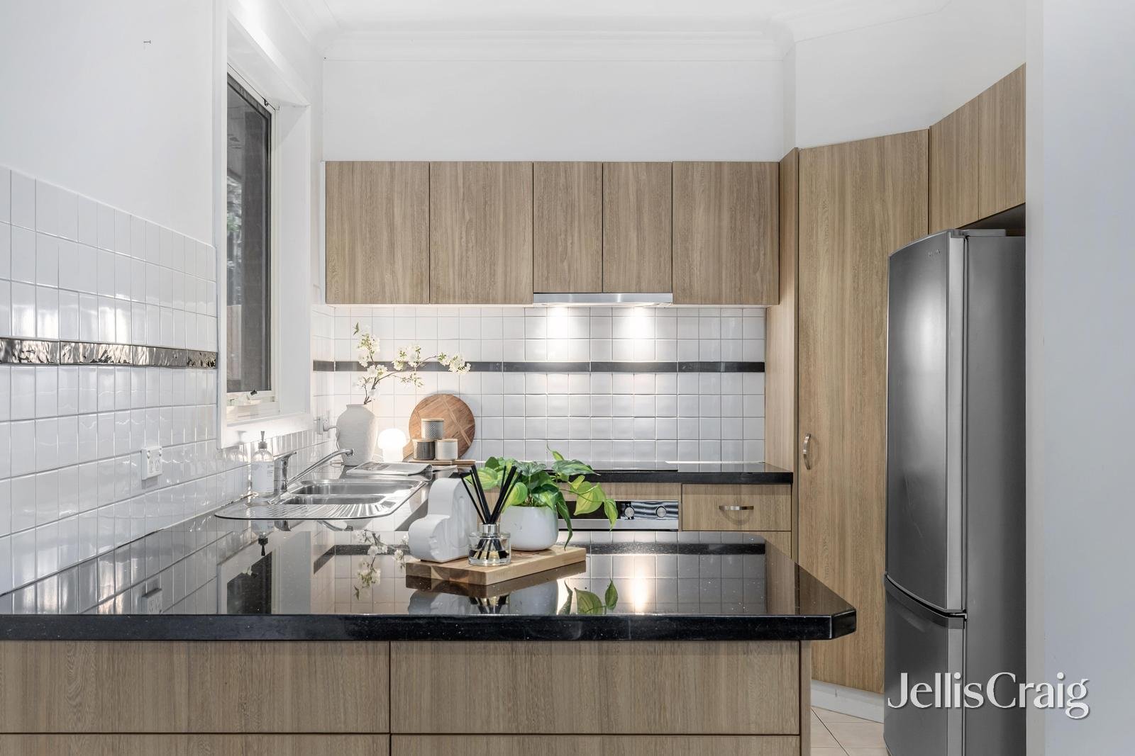 3/27 High Street, Mont Albert image 4