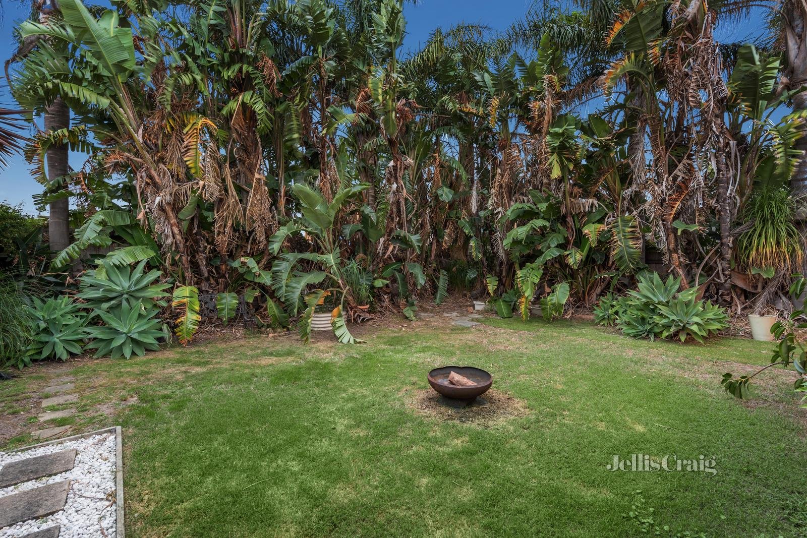 327 Mckinnon Road, Bentleigh East image 9