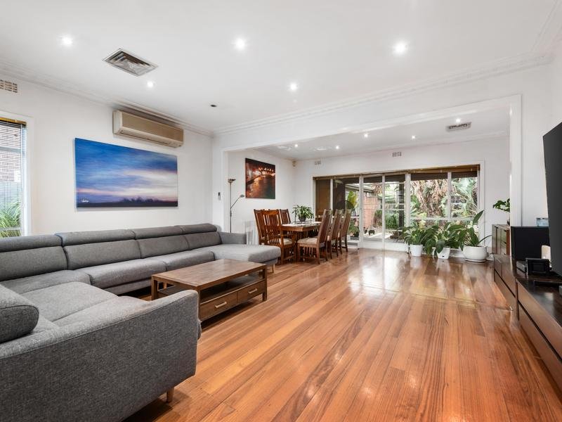 327 McKinnon Road, Bentleigh East image 1