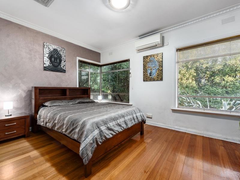 327 McKinnon Road, Bentleigh East image 7