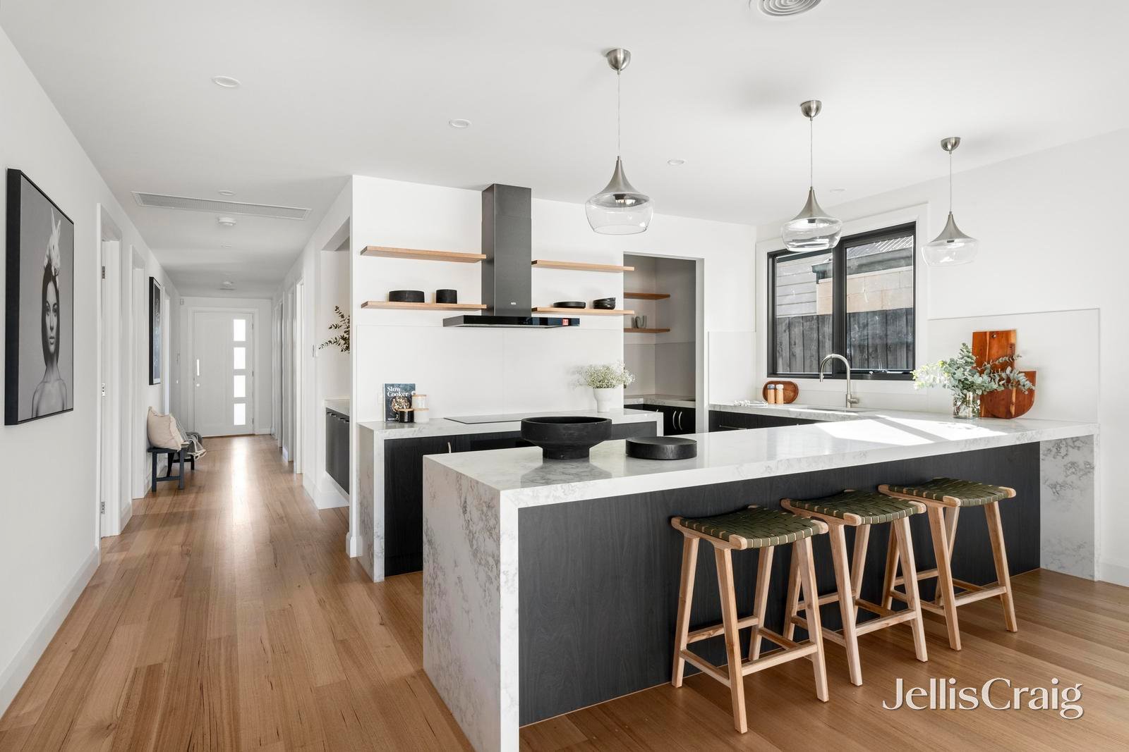 327 Rathmines Street, Thornbury image 2