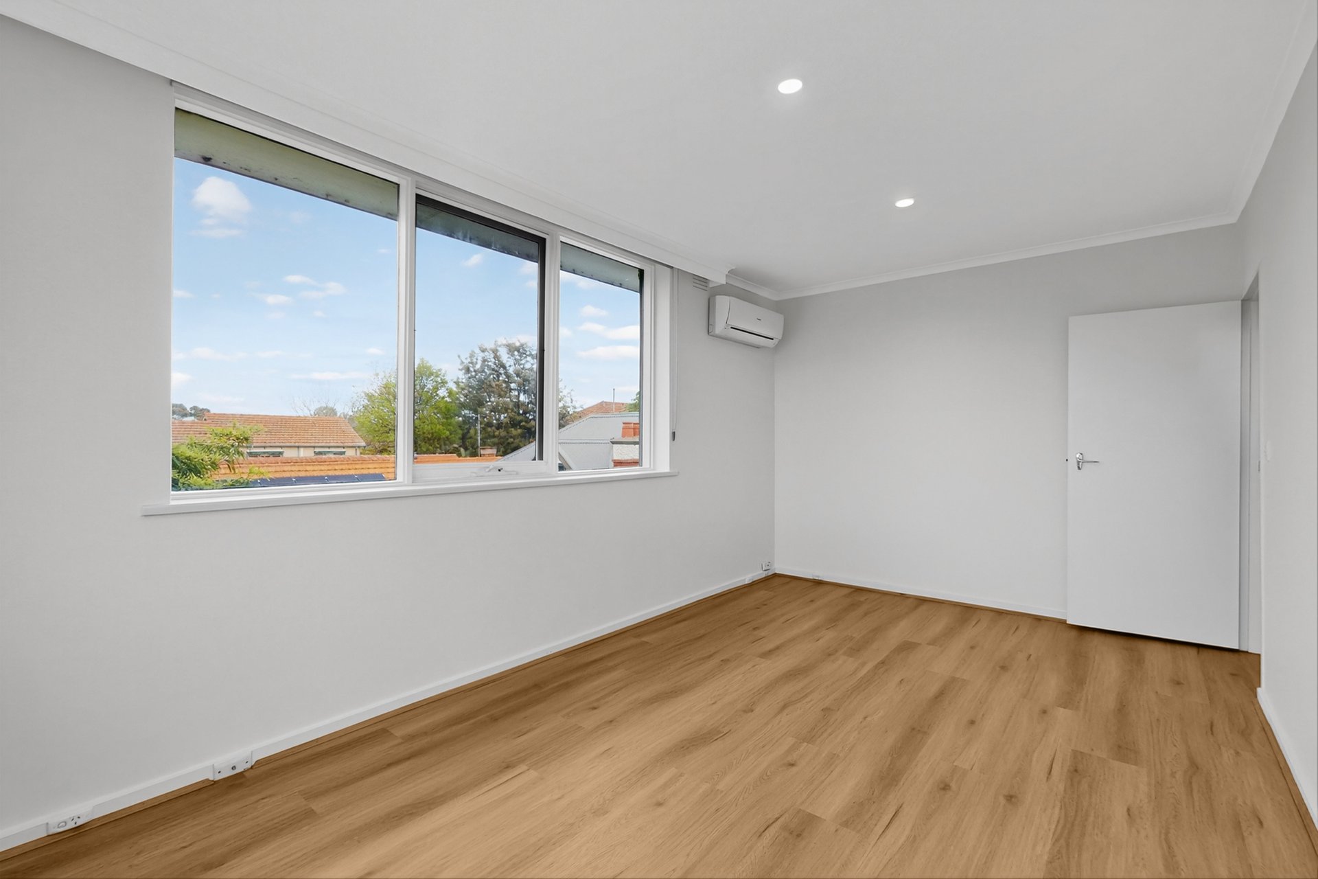 3/27 Spray Street, Elwood image 12