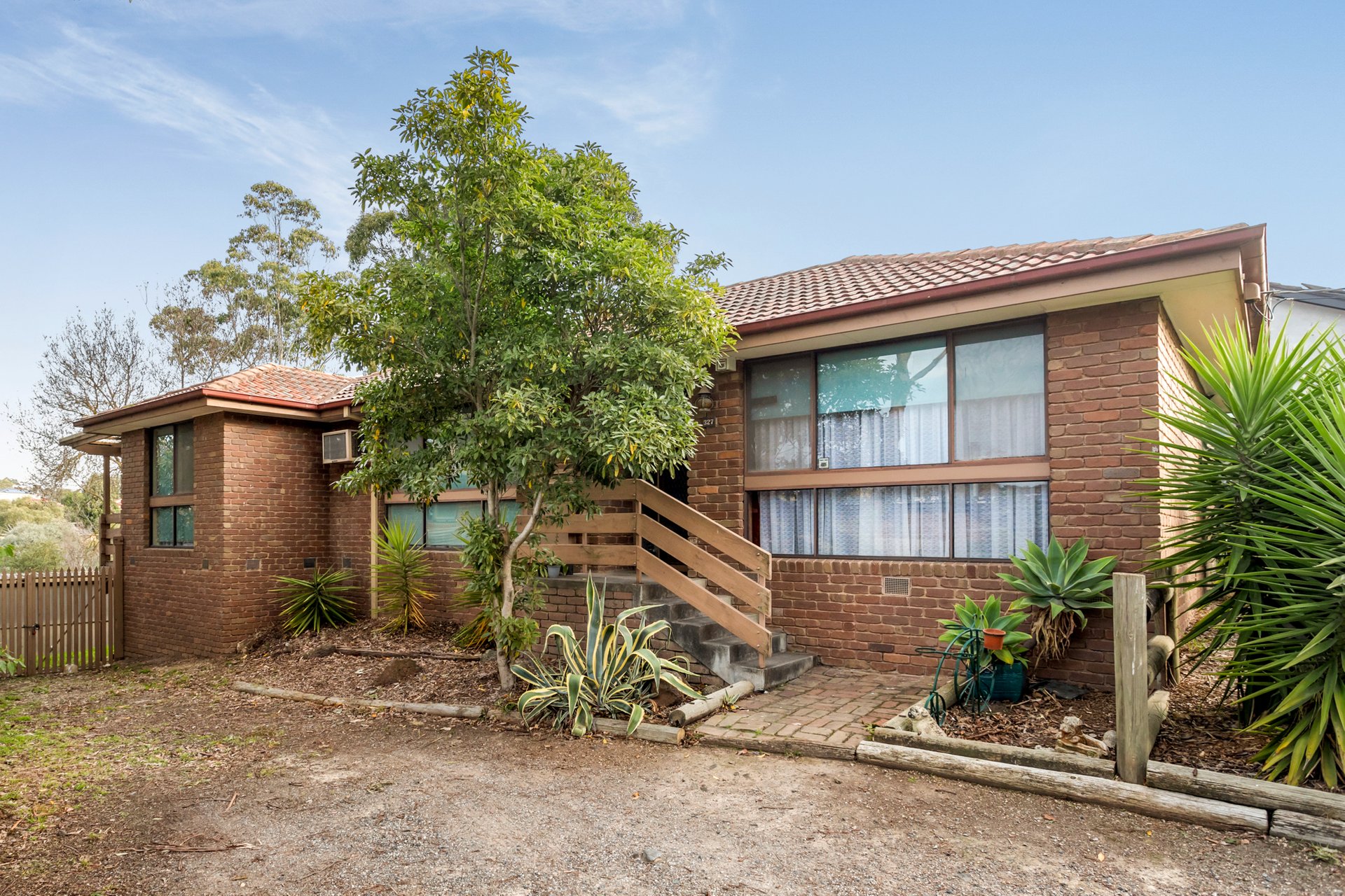 327 Wonga Road, Warranwood image 1