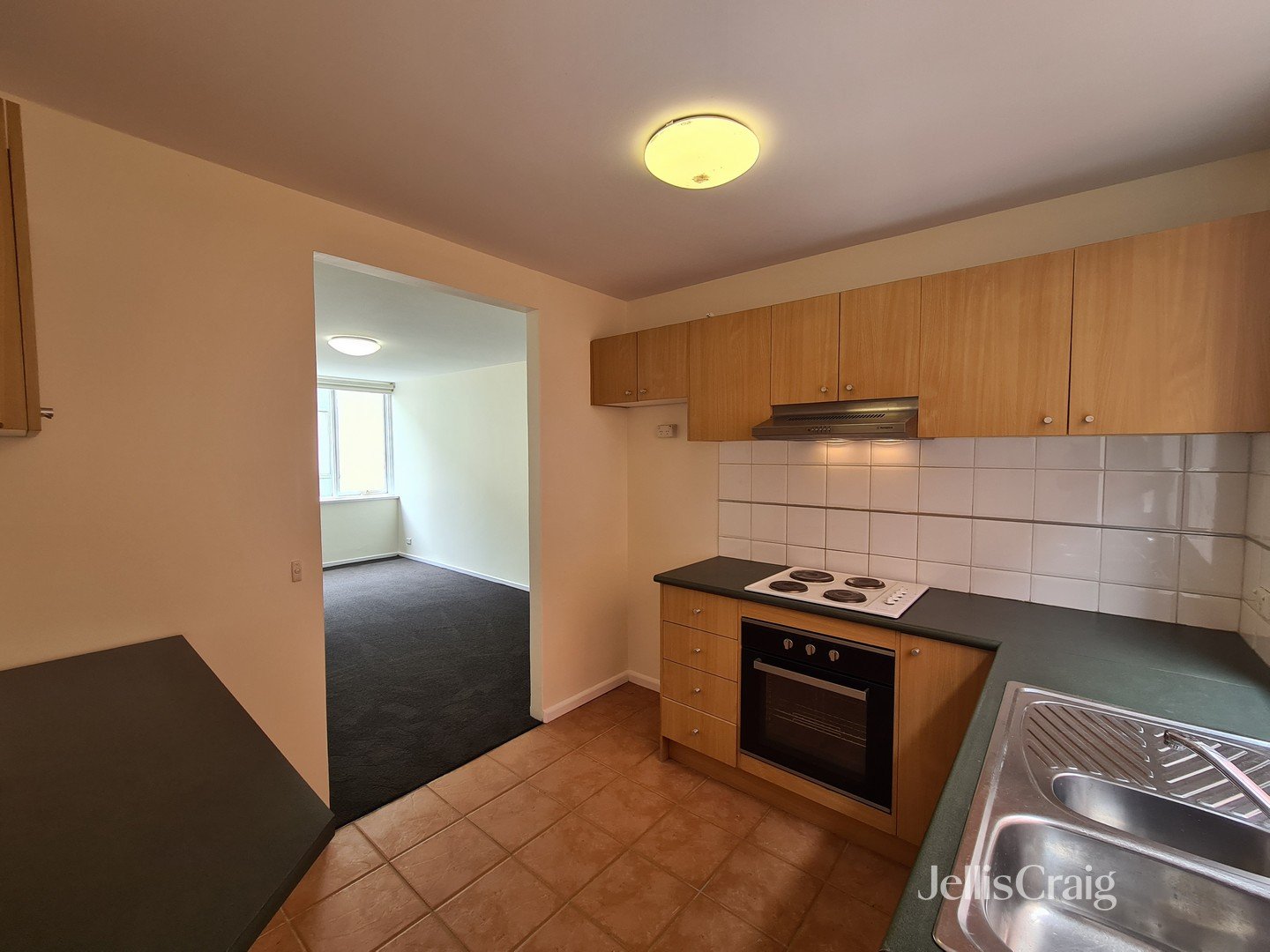 3/279 Nicholson Street, Carlton image 3