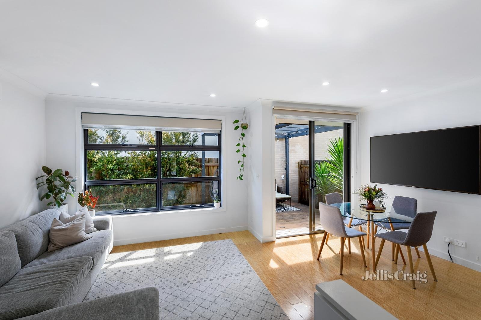3/28-32 Livingstone Road, Eltham image 3