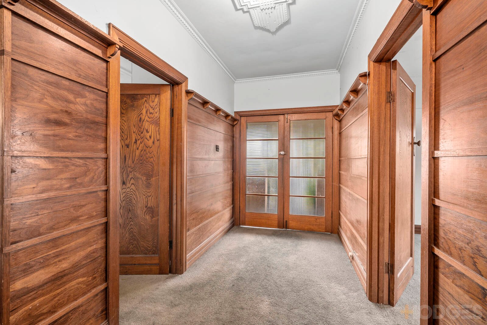 328-330 Latrobe Tce  Newtown